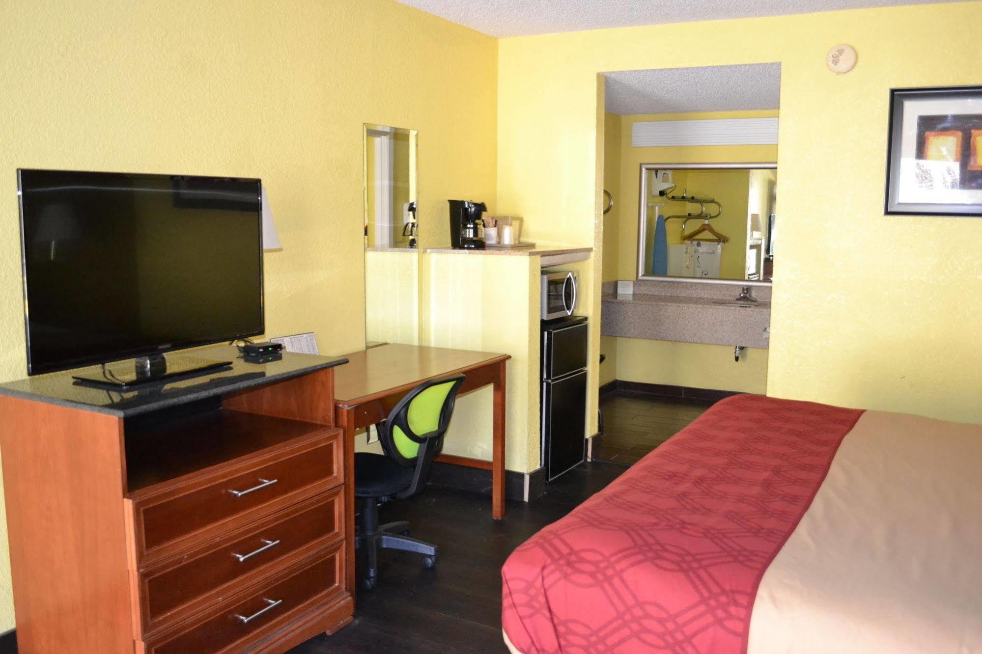 Econo Lodge Picayune Eksteriør bilde